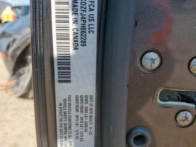 Dodge Challenger R/t Scat Pack Image 7