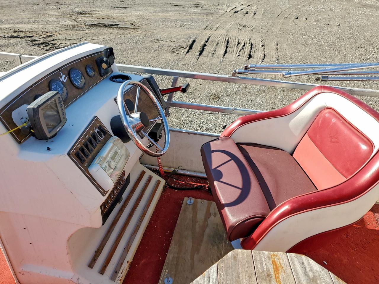 J.c. Pontoons Boat Image 2