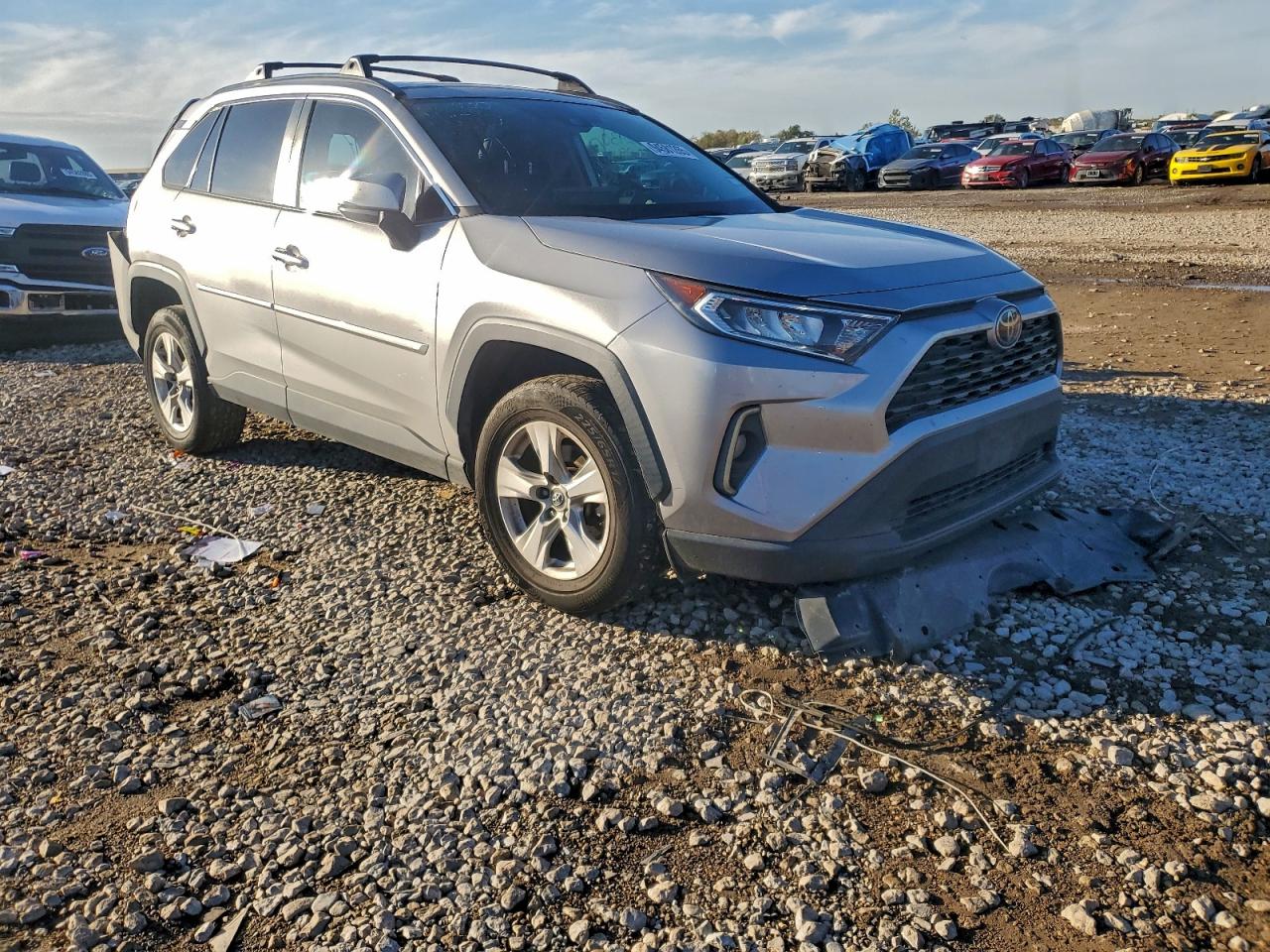 Toyota RAV4 Xle Image 10