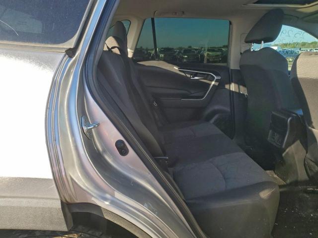 Toyota RAV4 Xle Image 8