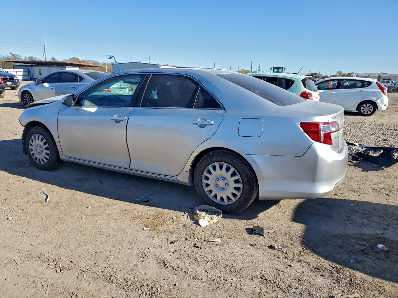 Toyota Camry L Image 5