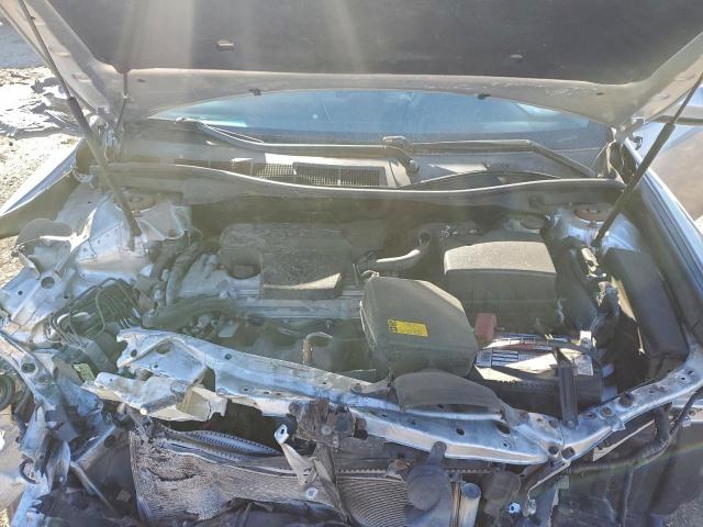 Toyota Camry L Image 4