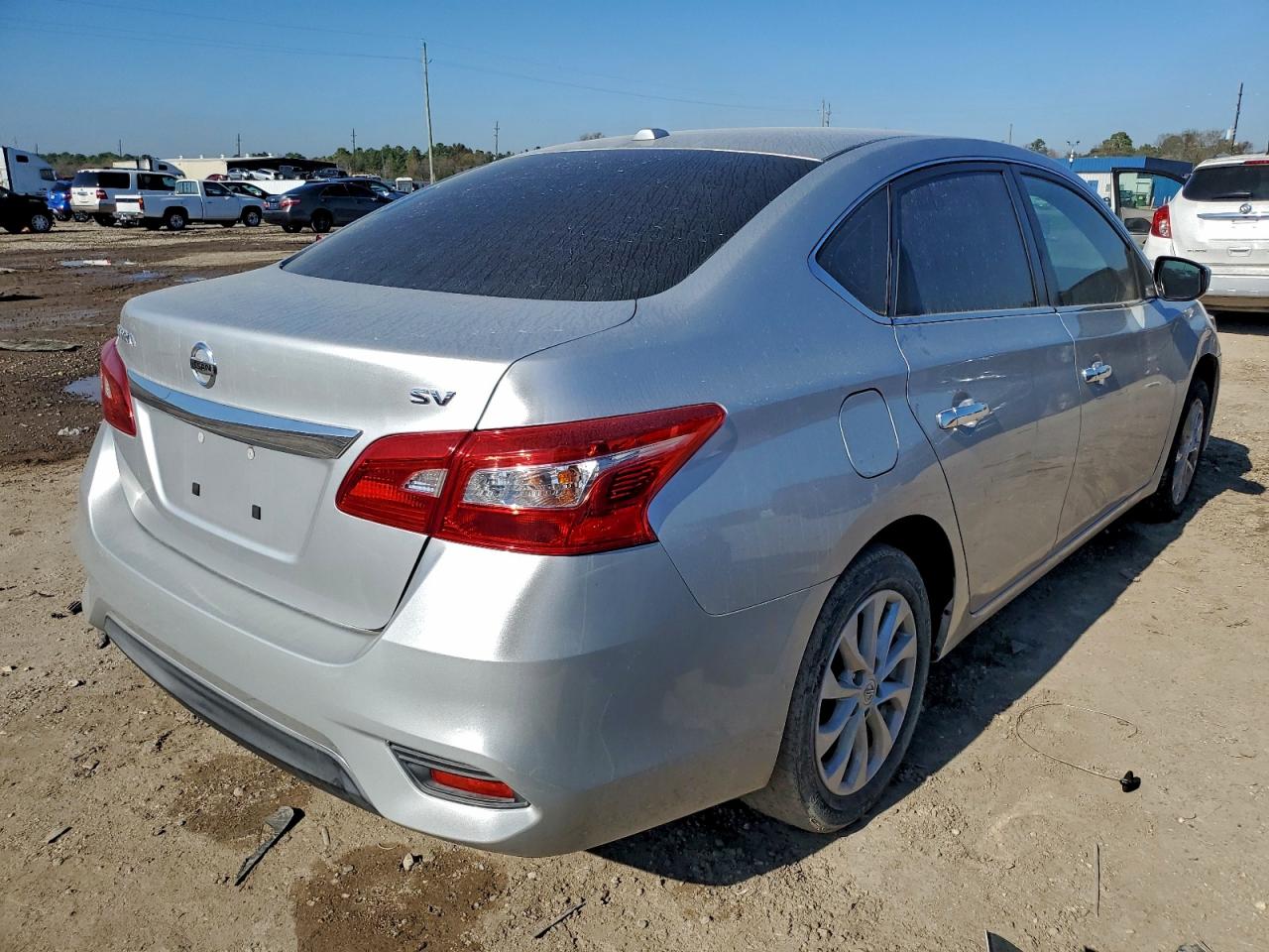 Nissan Sentra S Image 10