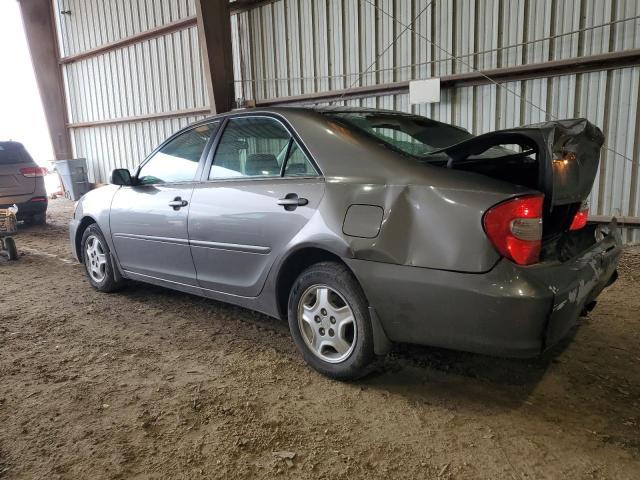 Toyota Camry Le Image 4