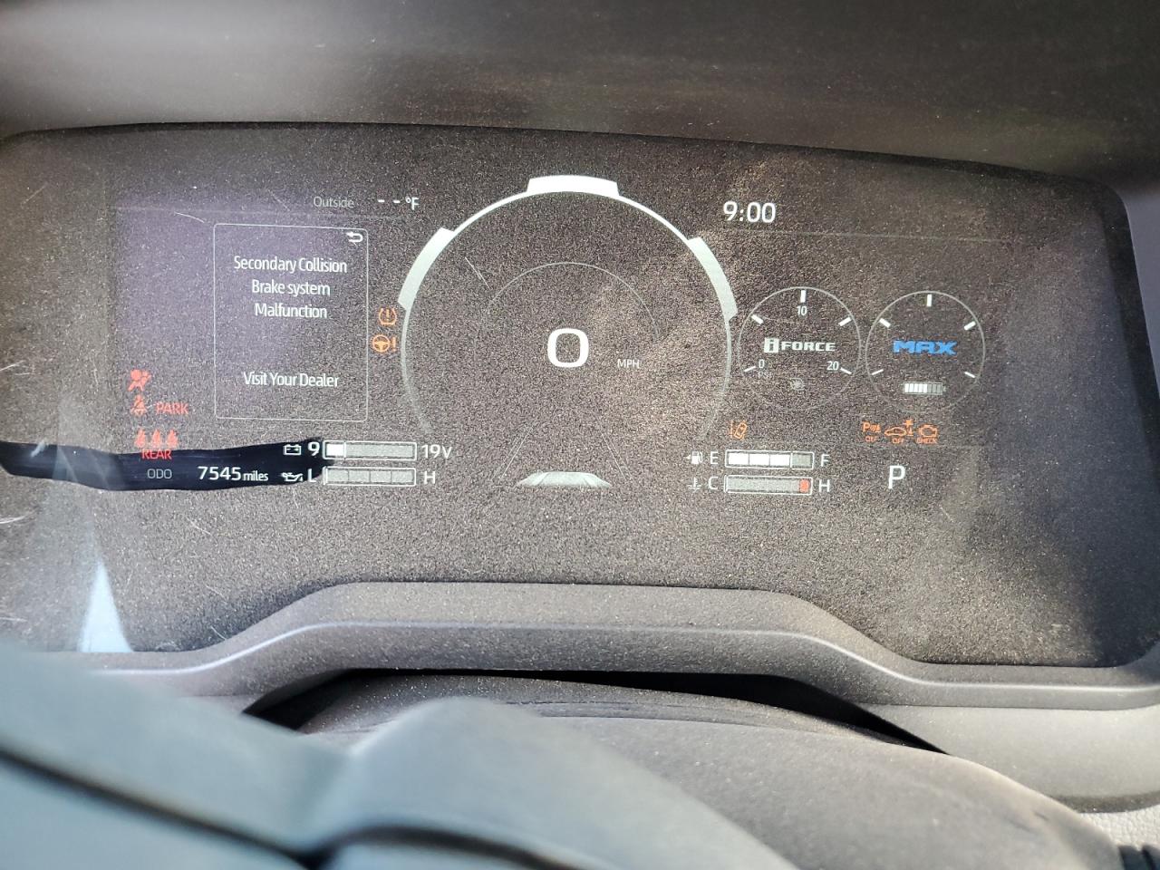 Toyota Tundra Crewmax Limited Image 9