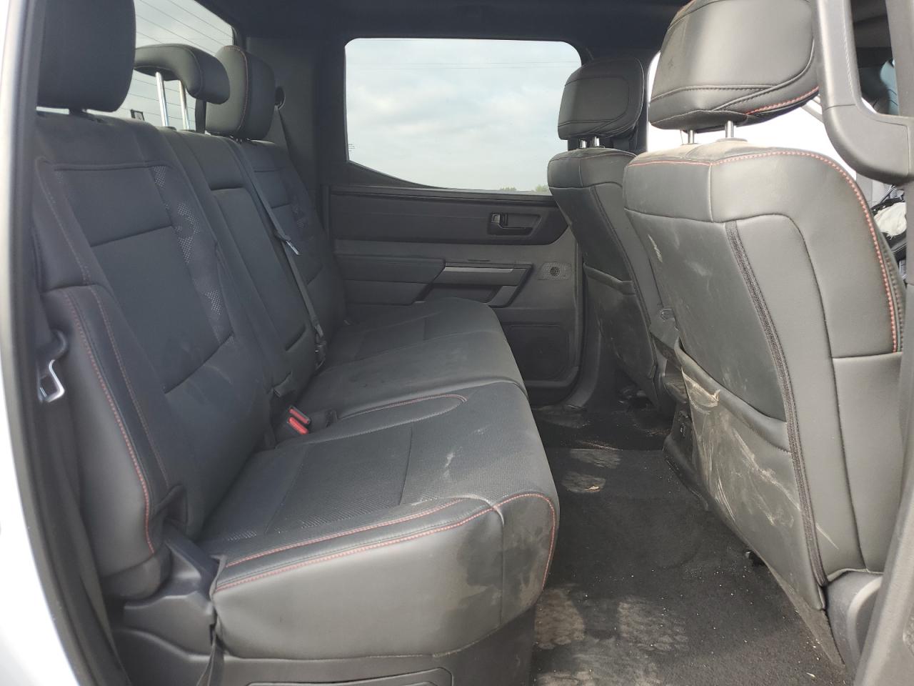 Toyota Tundra Crewmax Limited Image 6