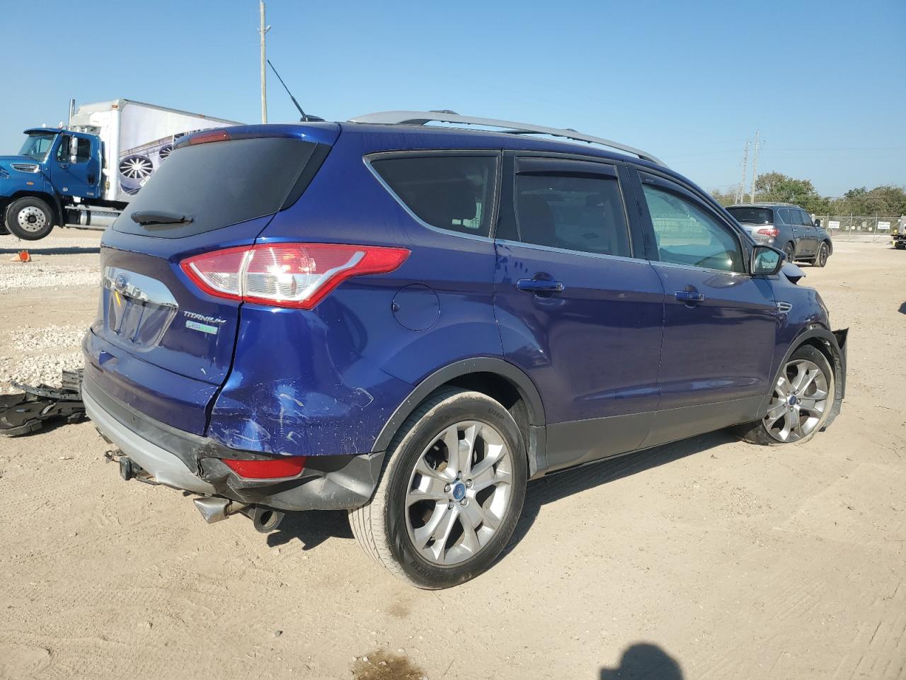 Ford Escape Titanium Image 7