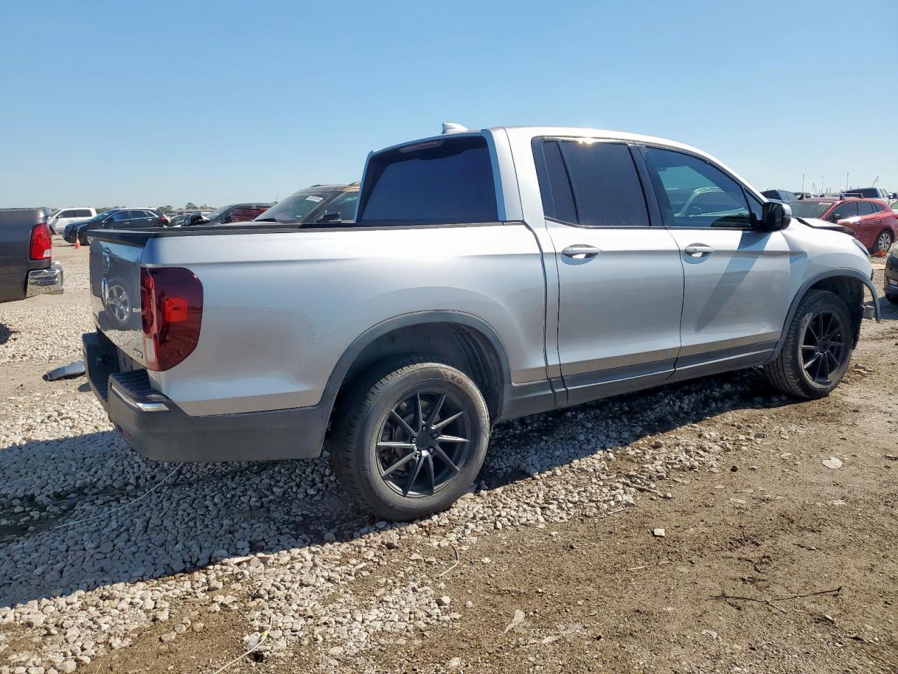 Honda Ridgeline Sport Image 2