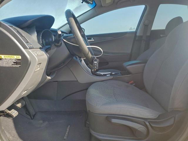 Hyundai SONATA Gls Image 6