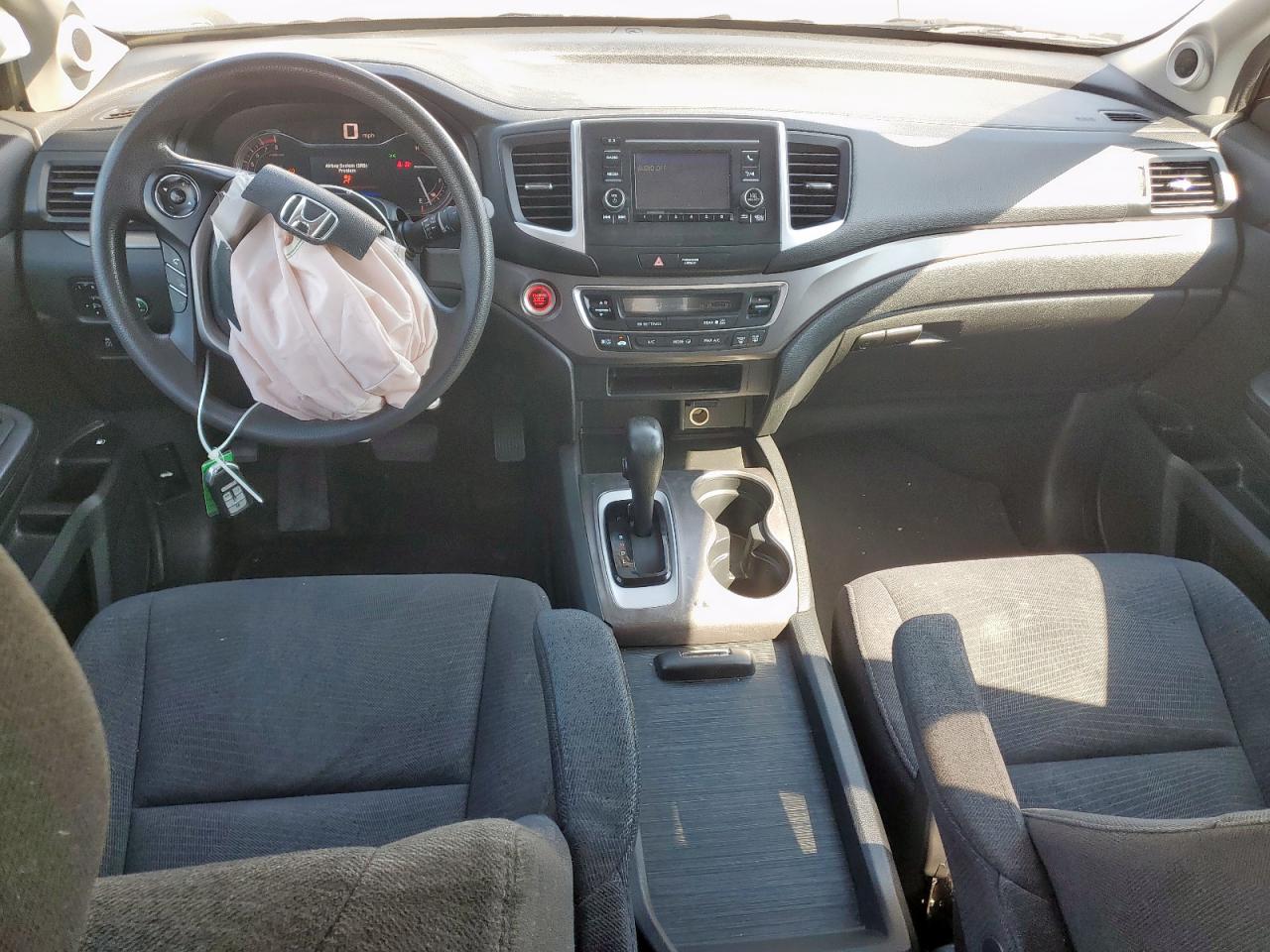 Honda Pilot Lx Image 8