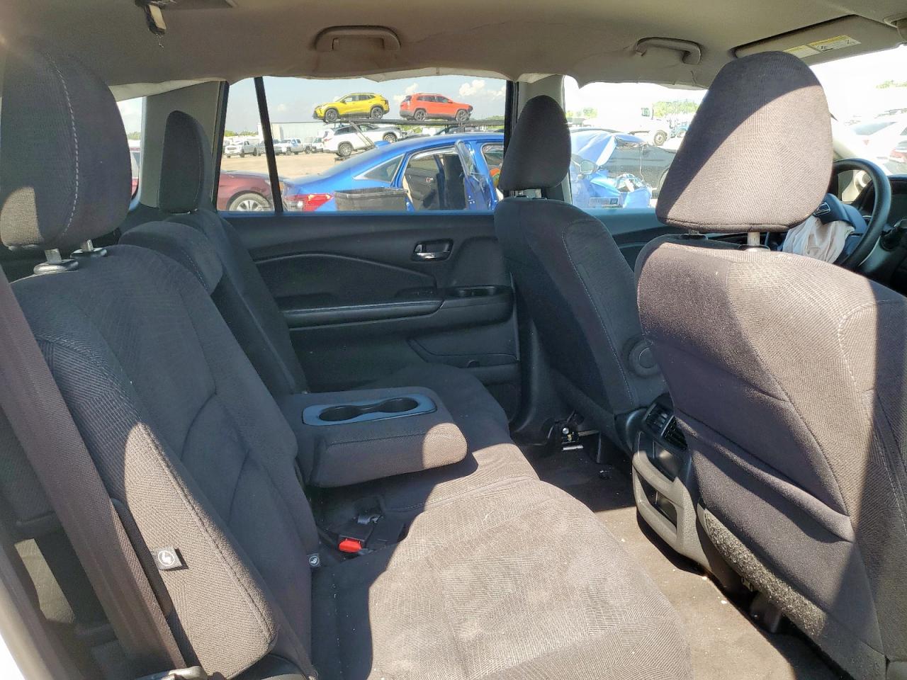 Honda Pilot Lx Image 9