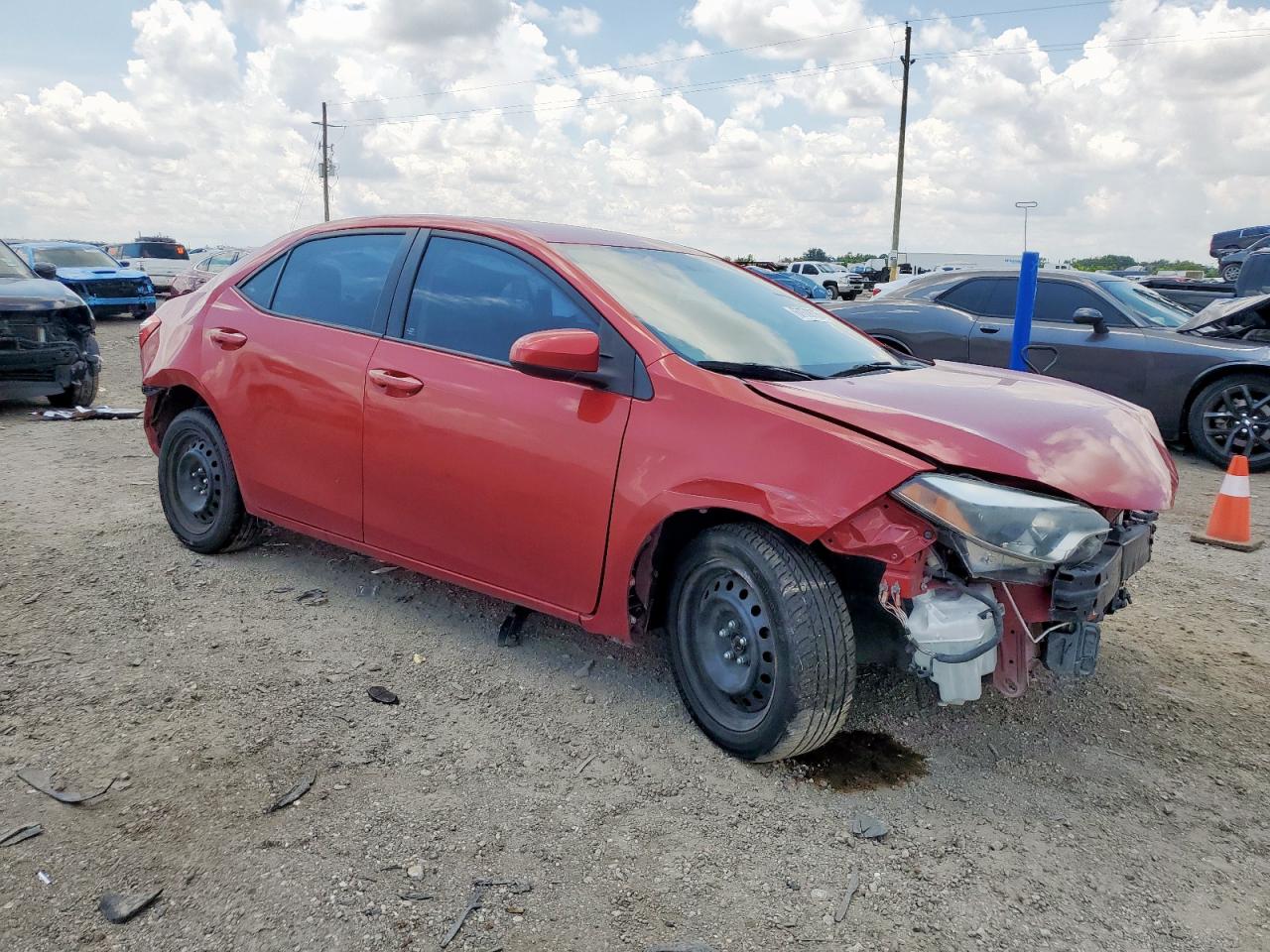 Toyota Corolla L Image 8