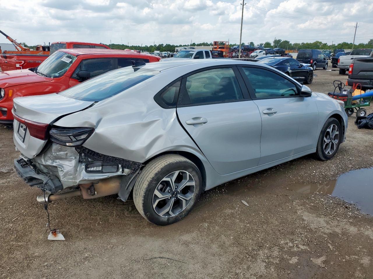 Kia Forte Fe Image 9