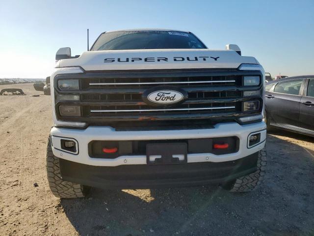 Ford F-250 Super Duty Image 7