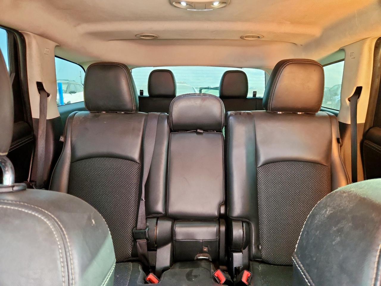 Dodge Journey Crossroad Image 7