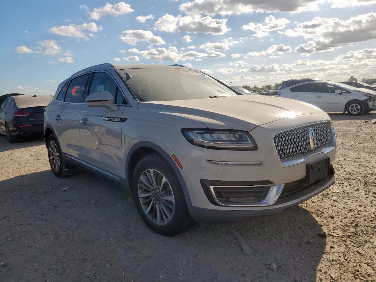 Lincoln Nautilus Reserve Image 12