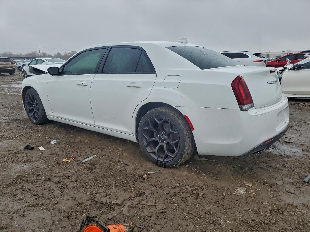 Chrysler 300 Touring Image 2