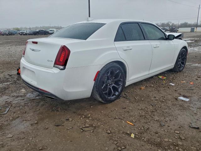 Chrysler 300 Touring Image 10