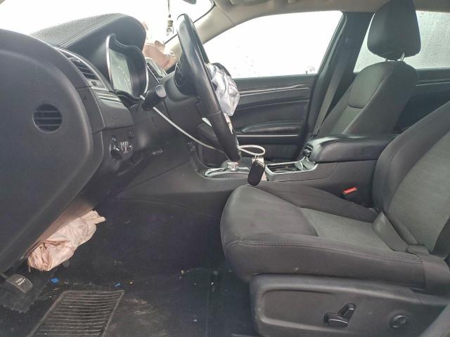 Chrysler 300 Touring Image 4