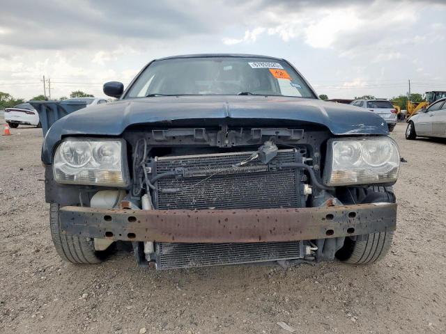 Chrysler 300 Touring Image 8