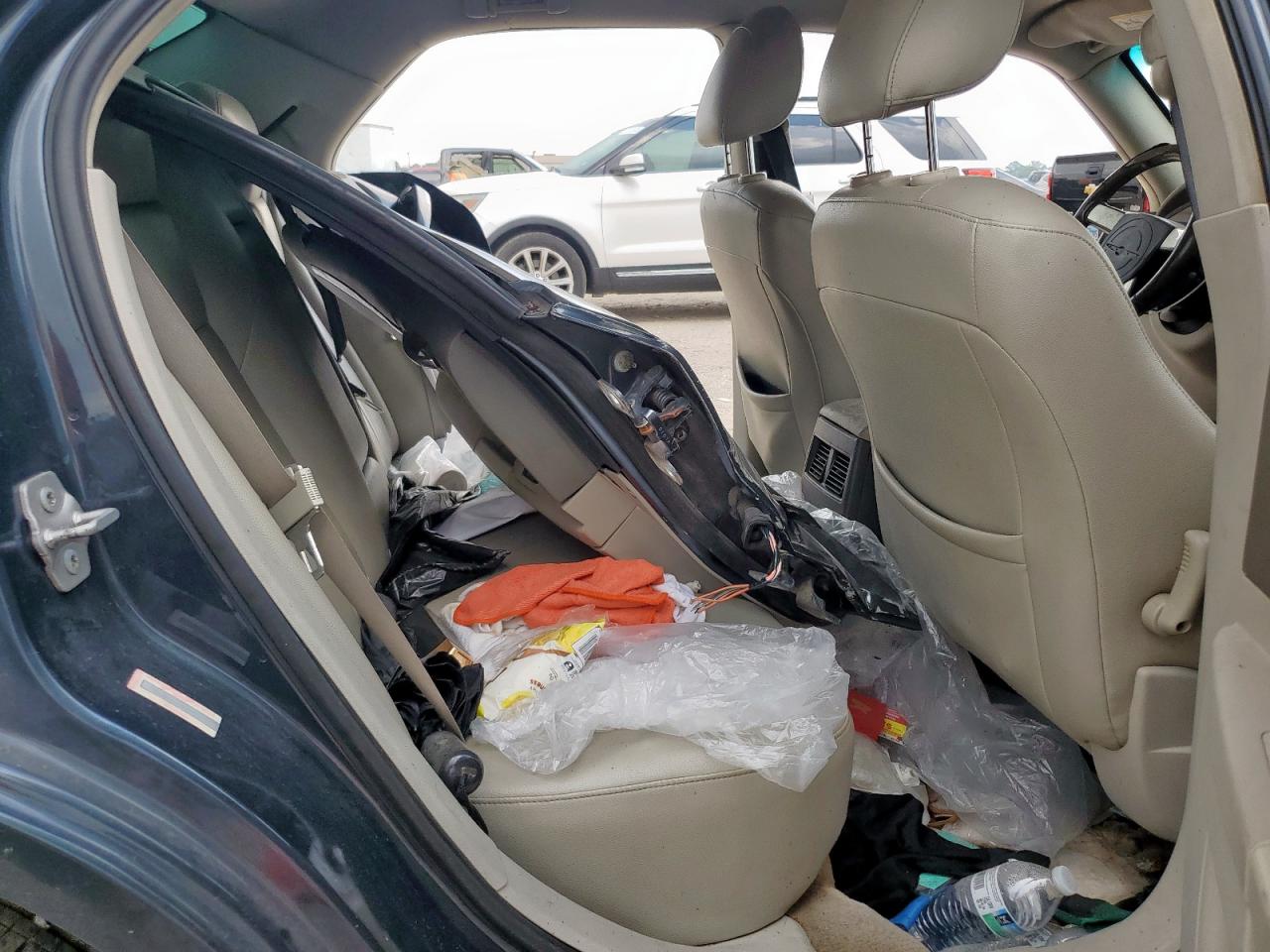 Chrysler 300 Touring Image 7