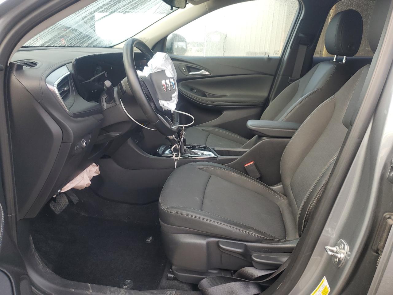 Buick Encore Preferred Image 6