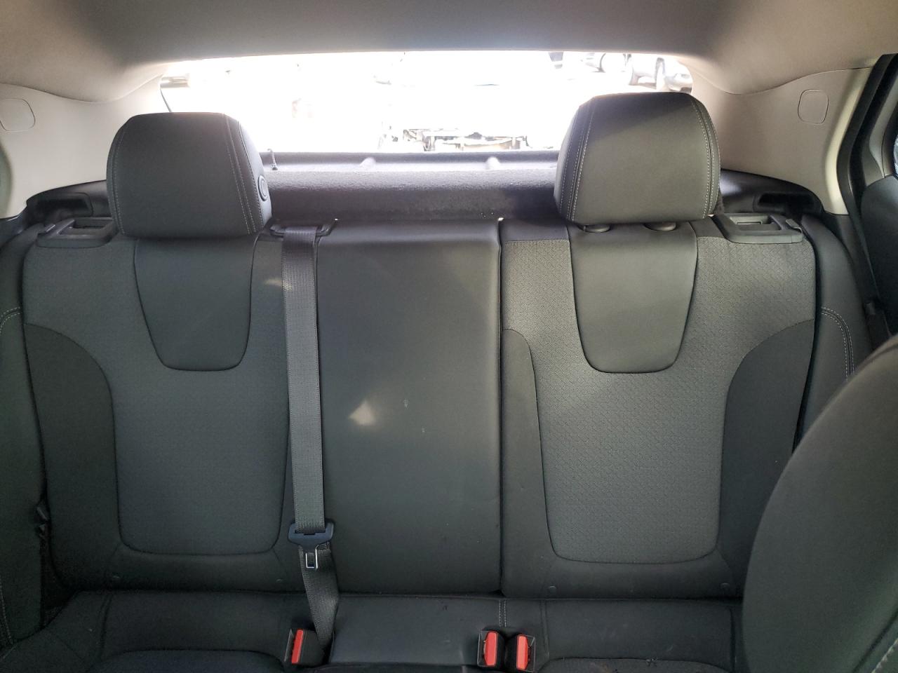 Buick Encore Preferred Image 9