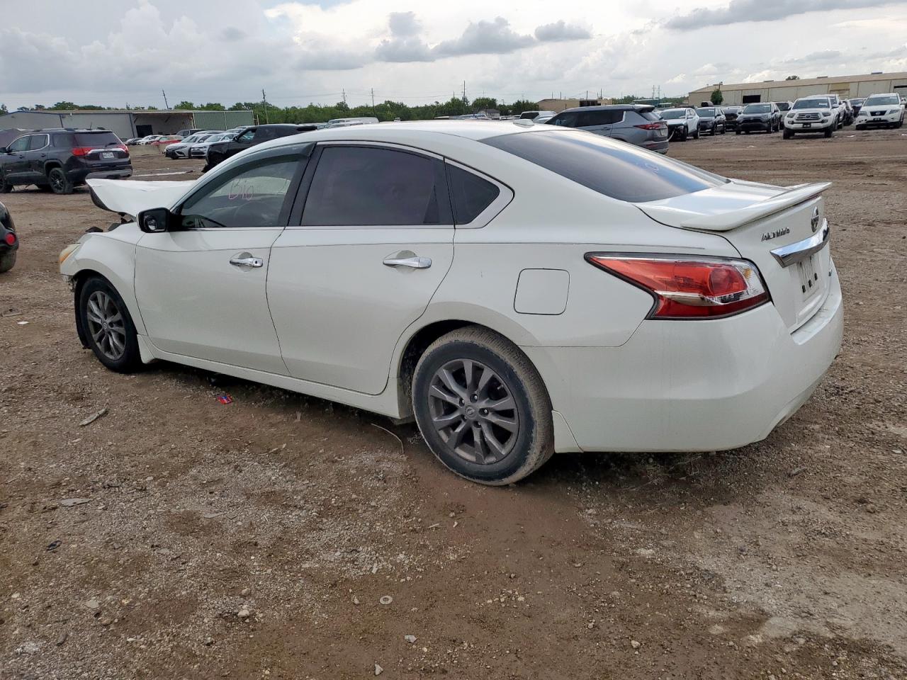 Nissan Altima 2.5 Image 3