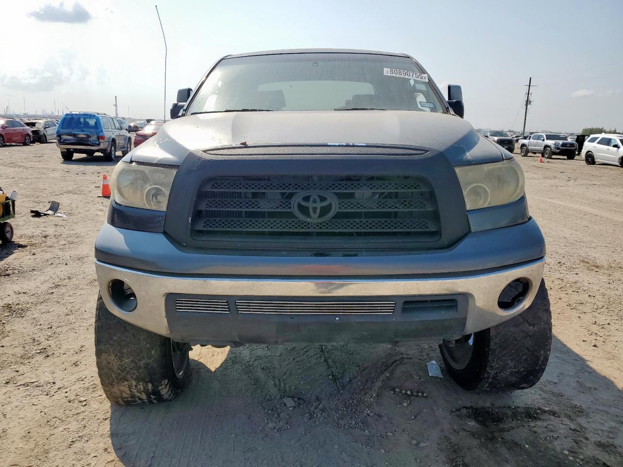 Toyota Tundra Crewmax Sr5 Image 5