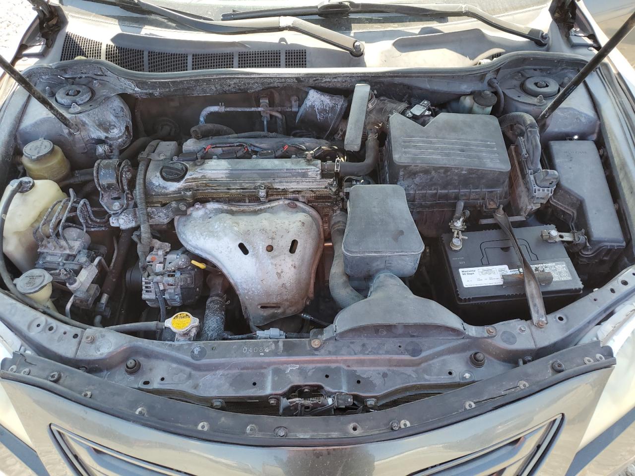 Toyota Camry Base Image 9