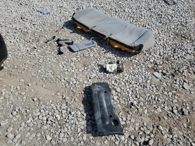 Toyota Camry Base Image 10