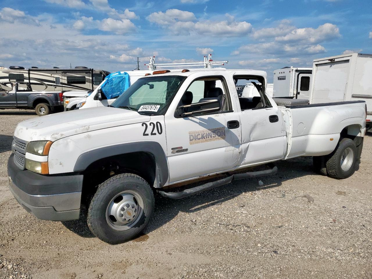 Chevrolet Silverado C3500 Image 1