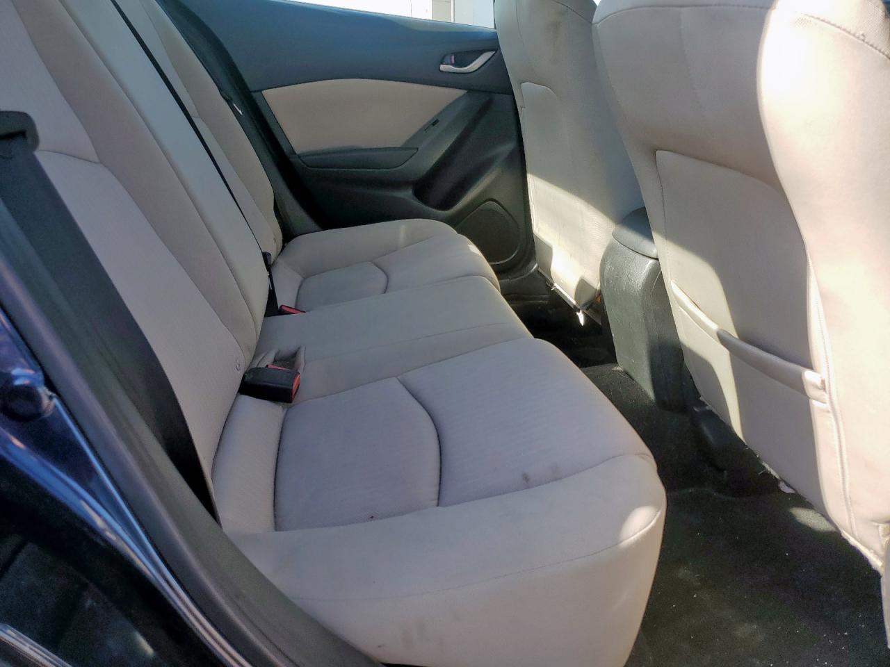 Mazda 3 Sport Image 11