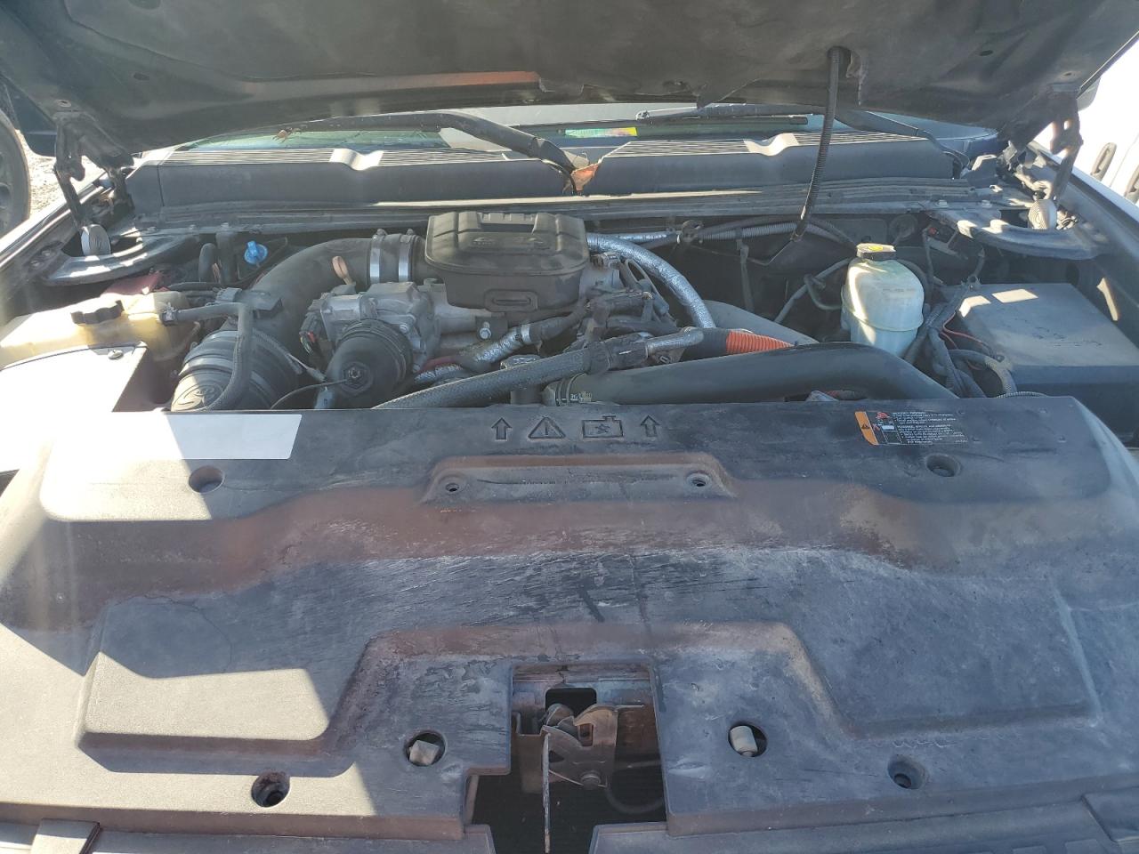 Chevrolet Silverado K2500 Heavy Duty Ltz Image 10