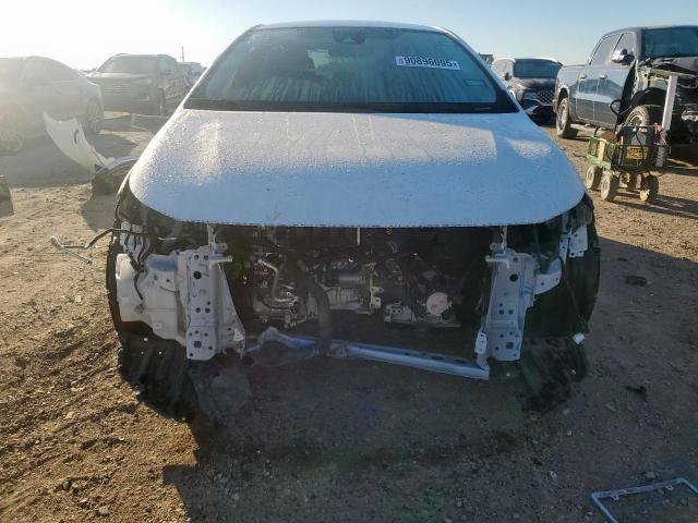 Toyota Corolla Le Image 5