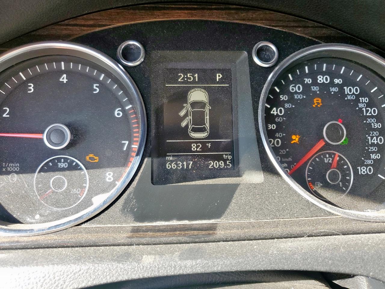 Volkswagen CC Sport Image 2