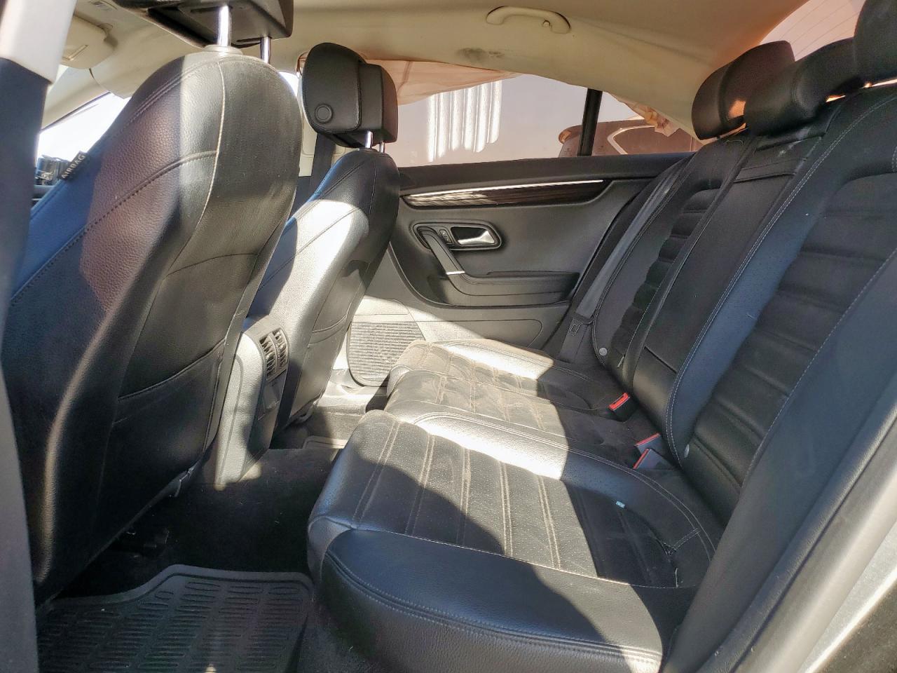 Volkswagen CC Sport Image 3