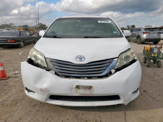 Toyota Sienna Xle Image 8