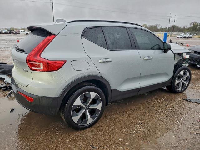 Volvo Xc40 Plus Plus Image 4