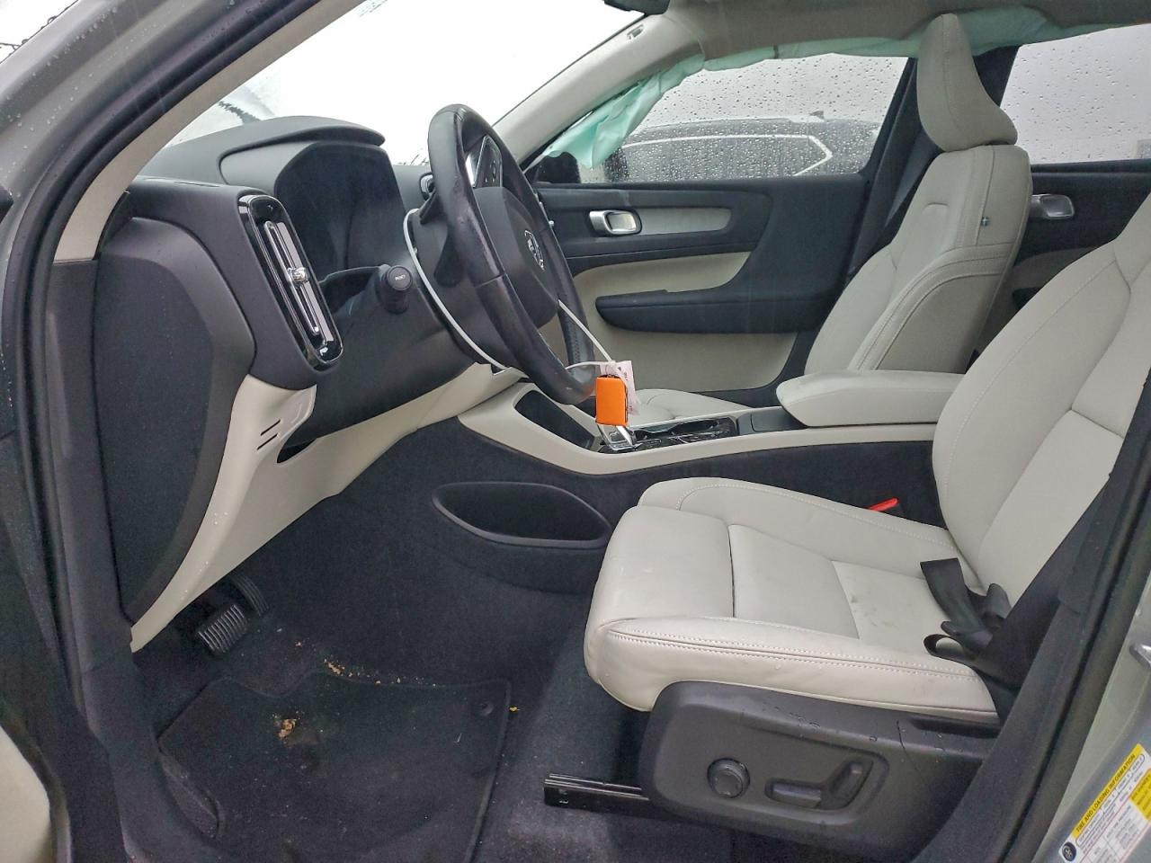 Volvo Xc40 Plus Plus Image 11