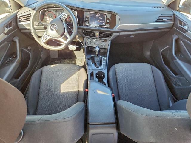 Volkswagen Jetta S Image 3