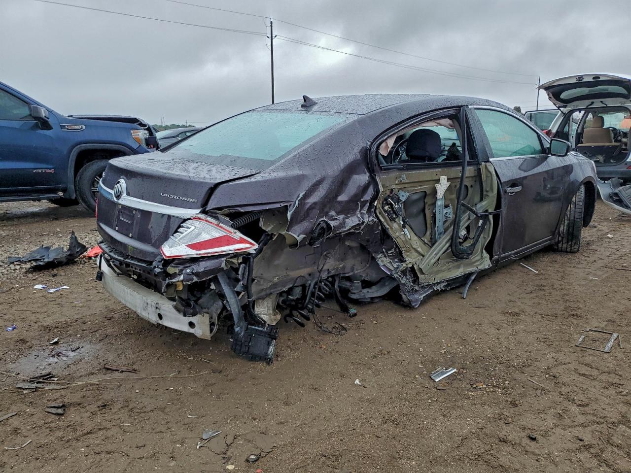 Buick LaCrosse Touring Image 5