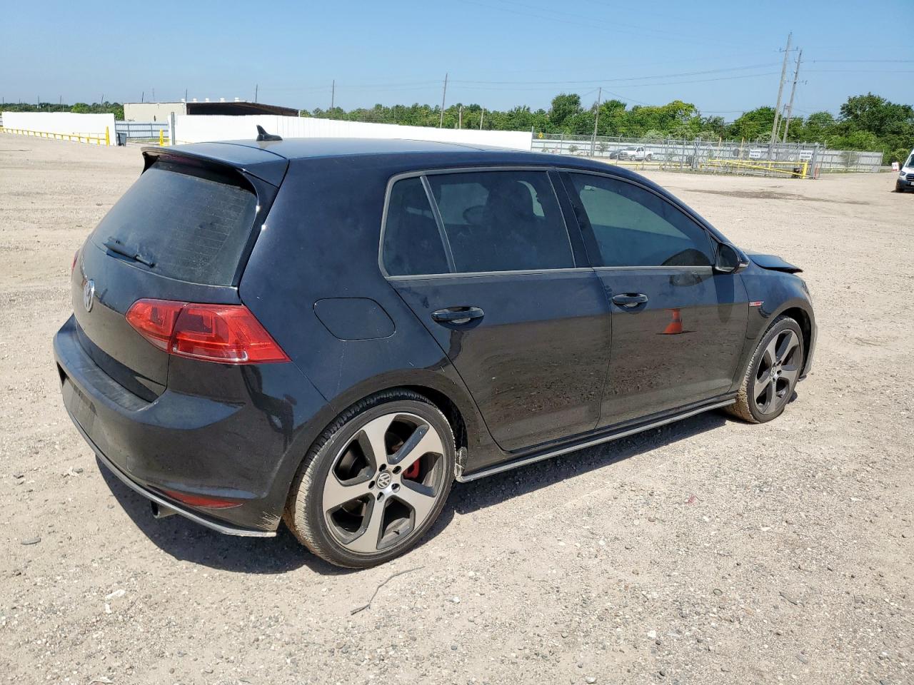 Volkswagen GTI Sport Image 7