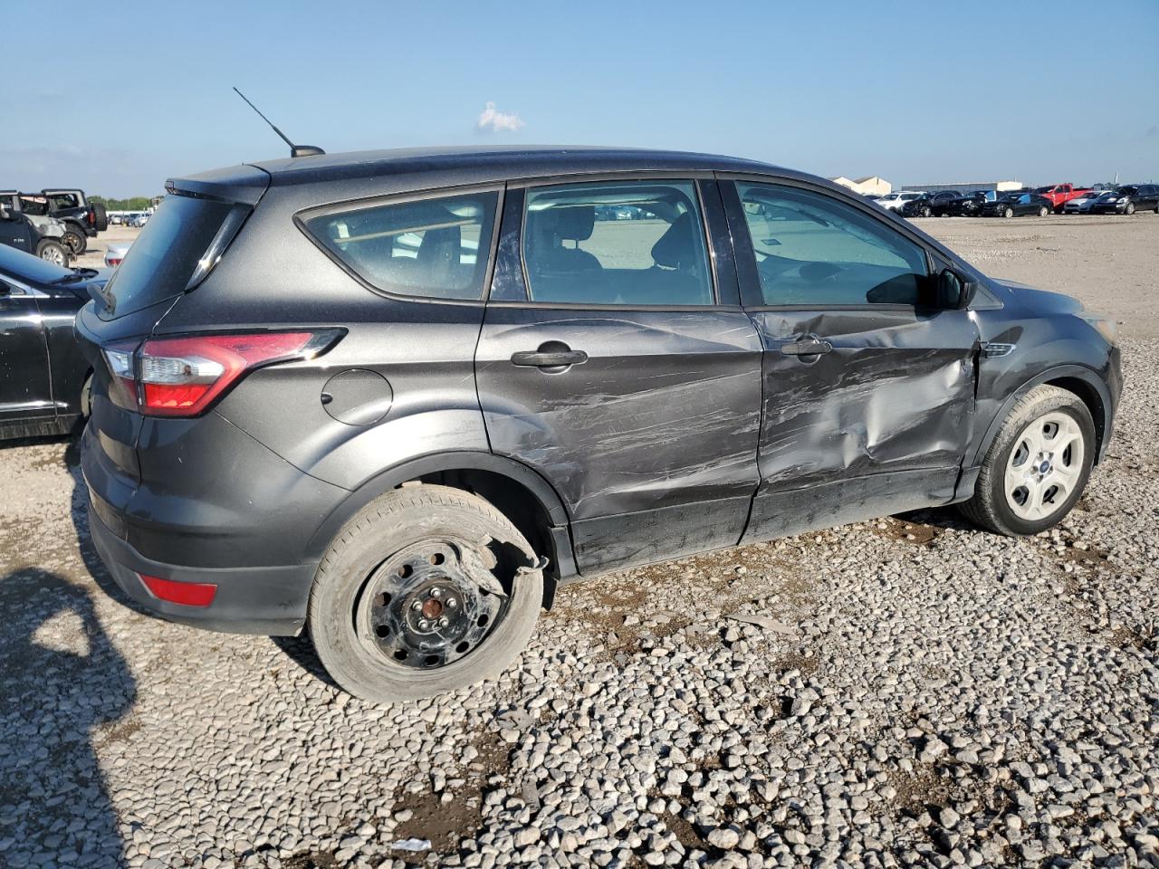 Ford Escape S Image 9