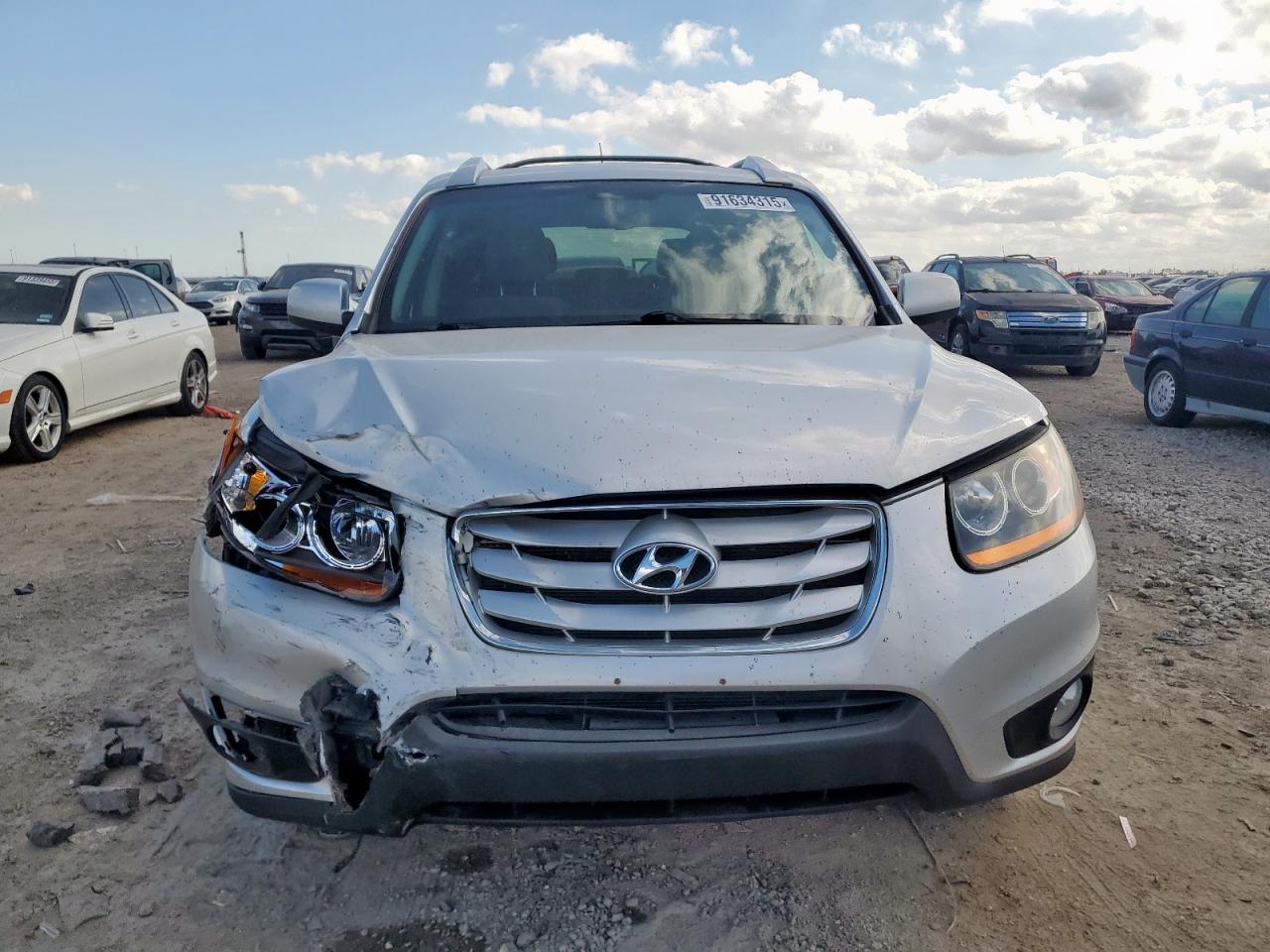 Hyundai SANTA FE Se Image 10