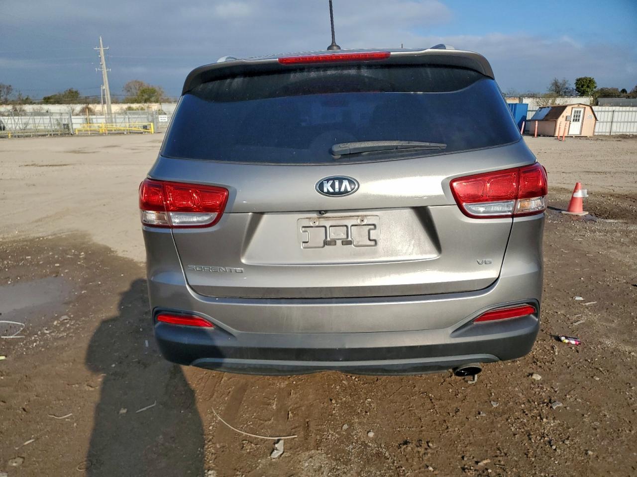 Kia Sorento Lx Image 3