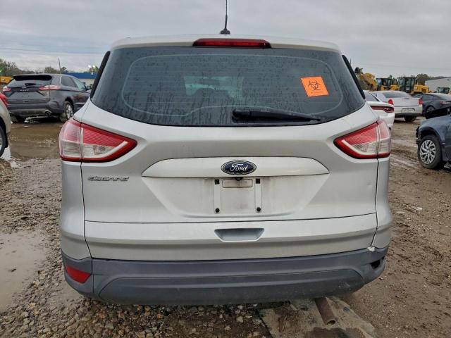 Ford Escape S Image 3