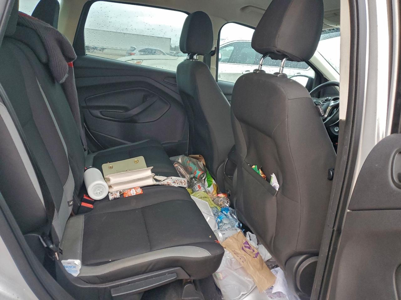 Ford Escape S Image 9