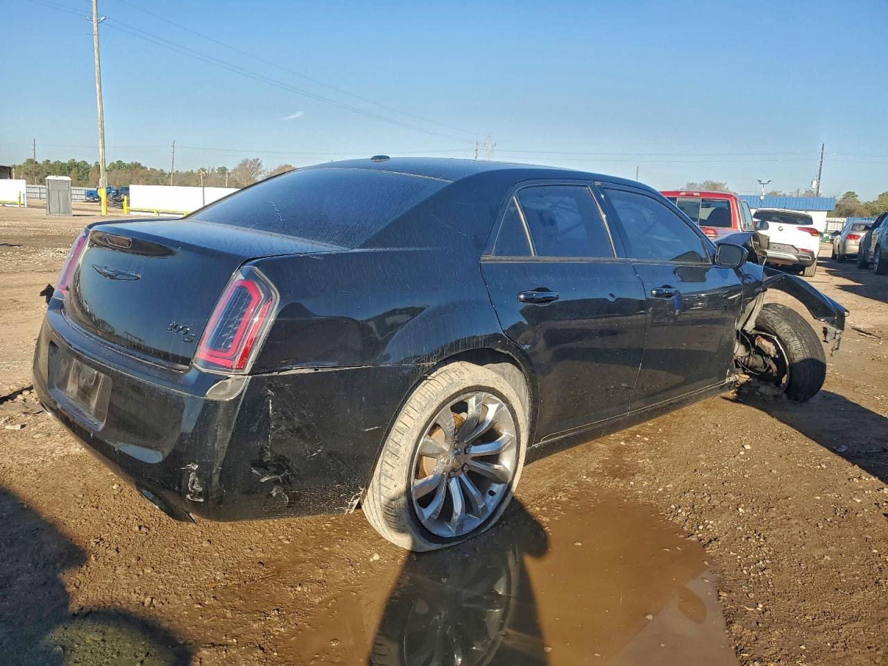 Chrysler 300 S Image 12