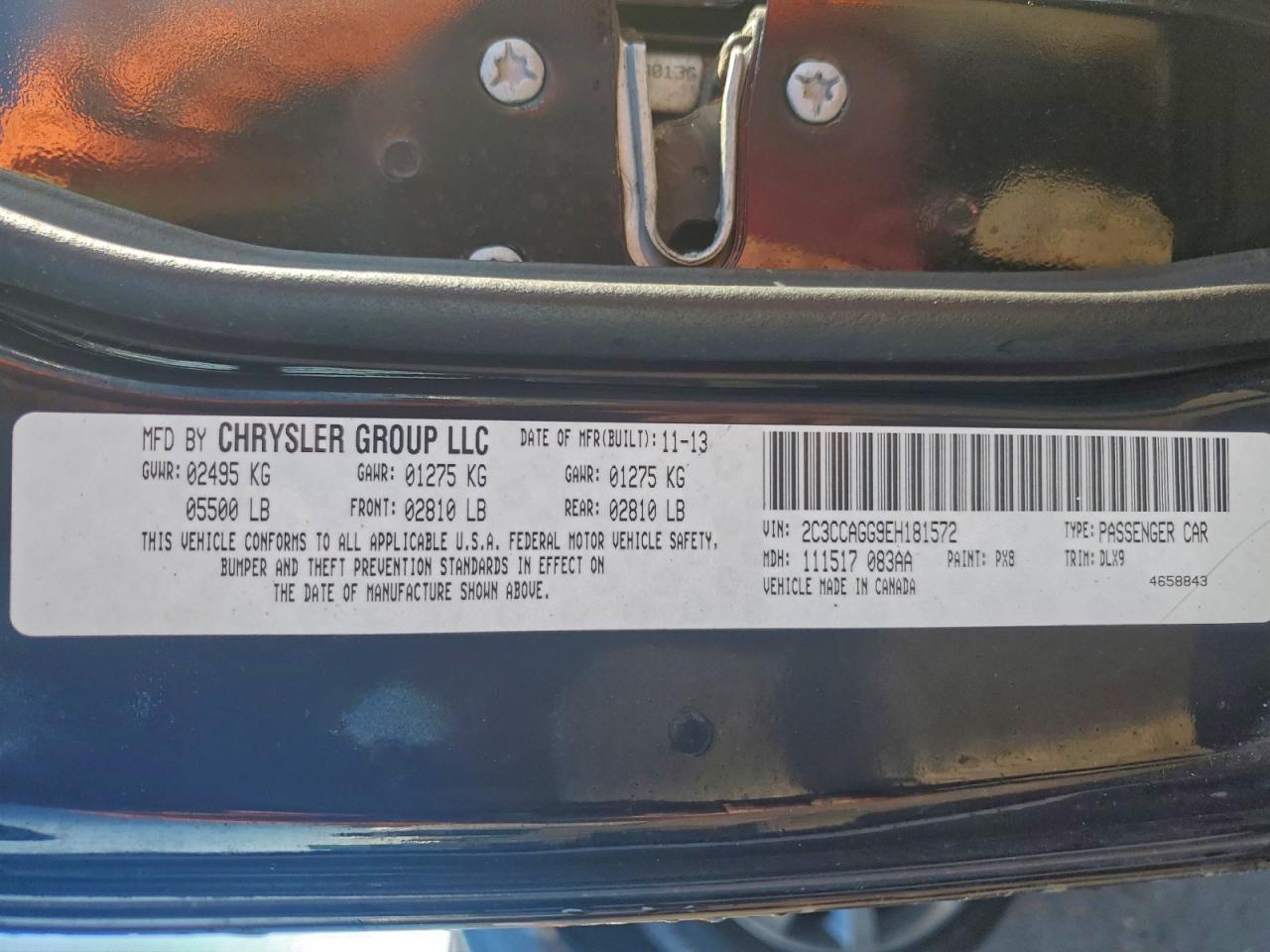 Chrysler 300 S Image 9